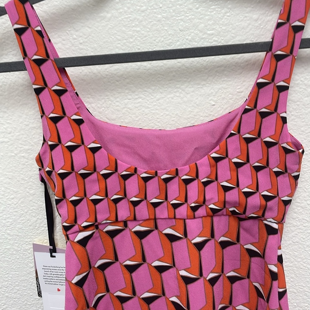 DVF for Target Shift Pink Modern Geo Dress Size 00 70’s Retro Vibe - Picture 8 of 9